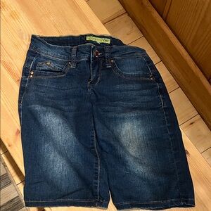 Women's Wanna Better Butt Blue Jean Shorts